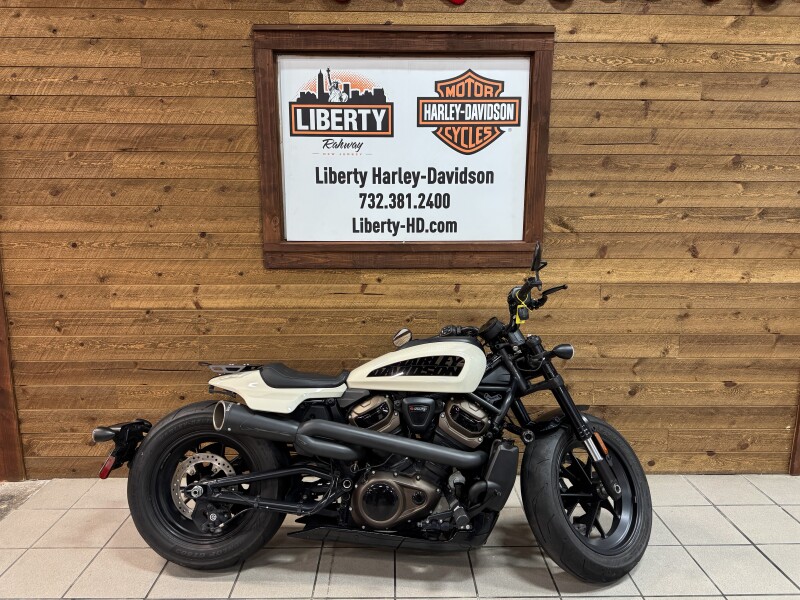 2022 Harley-Davidson® Sportster® S White Sand Pearl RH1250S