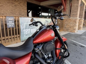 2025 Harley-Davidson<sup>®</sup> Road King<sup>®</sup> Special Whiskey Fire - Black Finish thumb 1