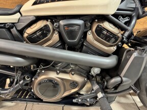 2022 Harley-Davidson® Sportster® S White Sand Pearl RH1250S thumb 2