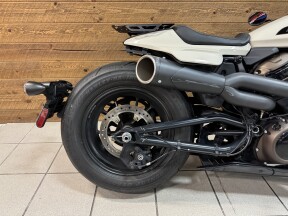 2022 Harley-Davidson® Sportster® S White Sand Pearl RH1250S thumb 0