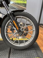2023 Harley-Davidson® Nightster™ Special BLACK thumb 2