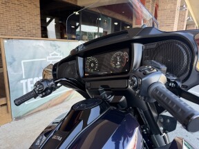 2025 Harley-Davidson<sup>®</sup> Street Glide® Mystic Shift - Black Finish thumb 1