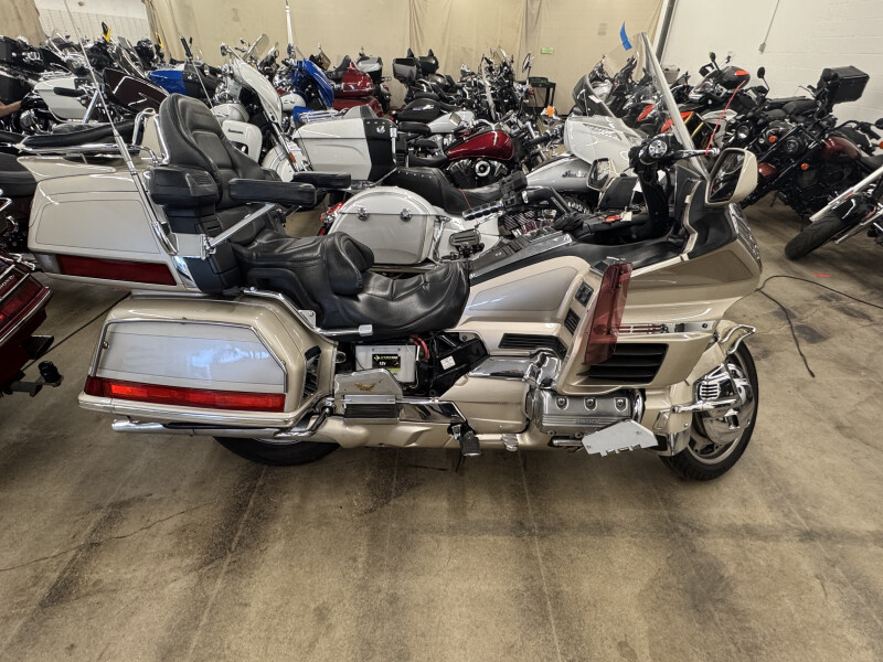  1998 HONDA GOLDWING ASPENCADE - SILVER