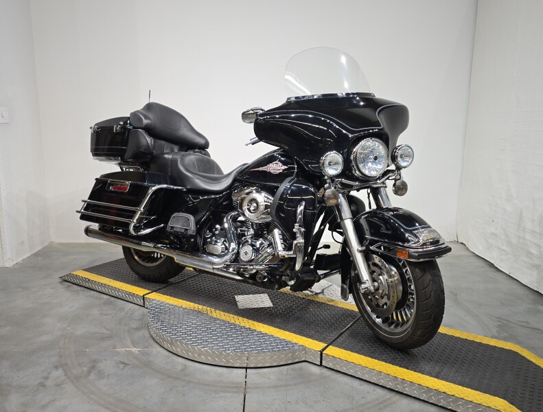 FLHTC 2013 Electra Glide® Classic