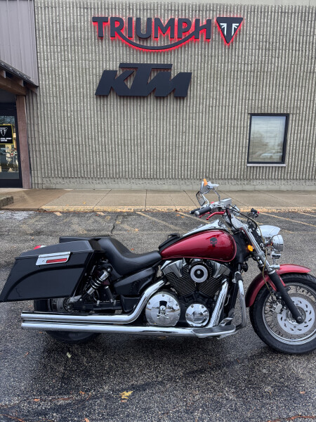  2003 HONDA VT1300 S3 - CANDY ARDENT RED