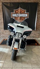 2015 Harley-Davidson® Ultra Limited Low FLHTKL Brilliant Silver Pearl thumb 2