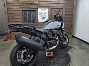 2025 Harley-Davidson Pan America® 1250 ST – Adventure Performance thumb 3