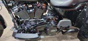 2025 Harley-Davidson® Freewheeler® Vivid Black thumb 0