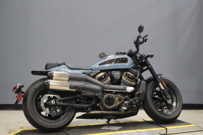 2024 Harley-Davidson® Sportster® S RH1250S thumb 2