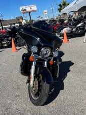 2007 Harley-Davidson® Electra Glide® Ultra Classic® Vivid Black thumb 3
