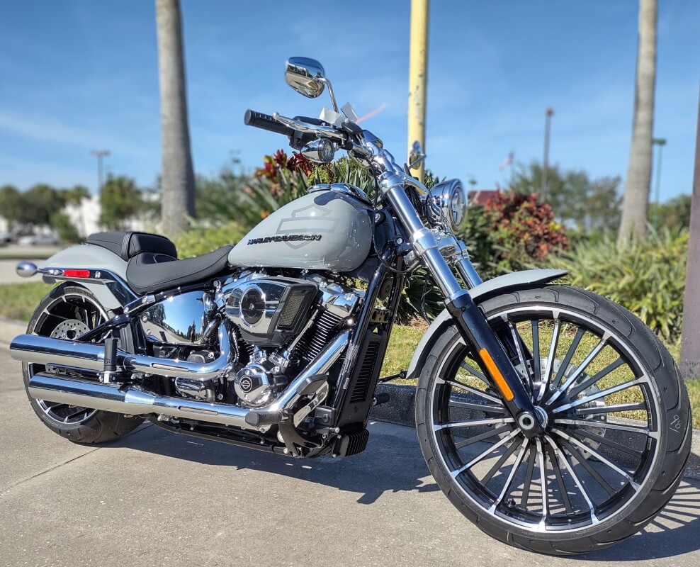 ハーレースペースブレイクアウト Breakout® | Space Coast Harley-Davidson