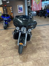  2019 Harley-Davidson® Ultra Limited thumb 2