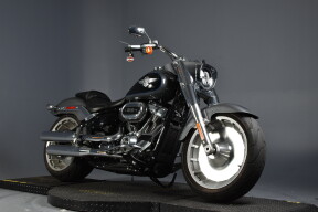 2021 Harley-Davidson® Fat Boy® 114 FLFBS thumb 2