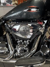 FLTRX 2025 Road Glide™ thumb 1