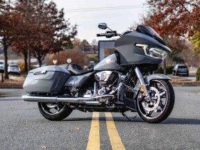 FLTRX 2026 Road Glide® thumb 2