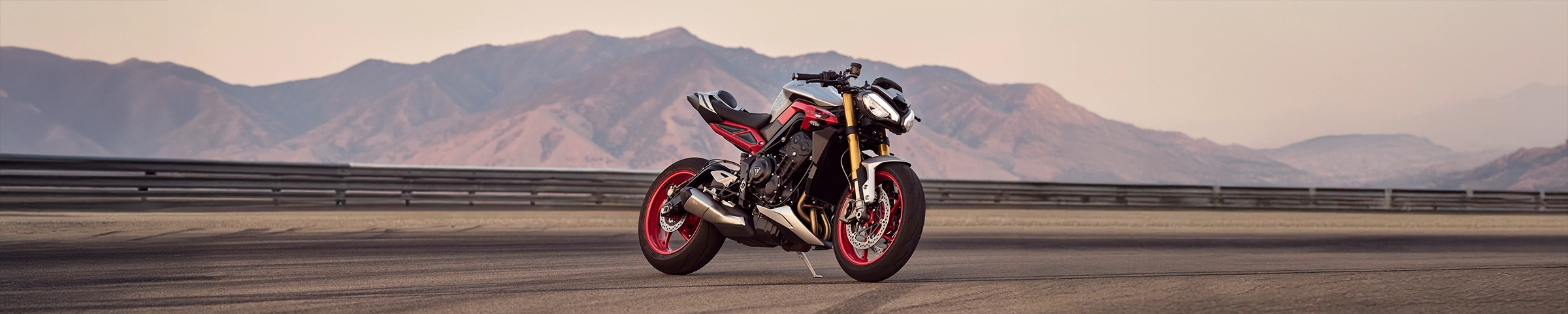 2026 Street Triple 765 RX