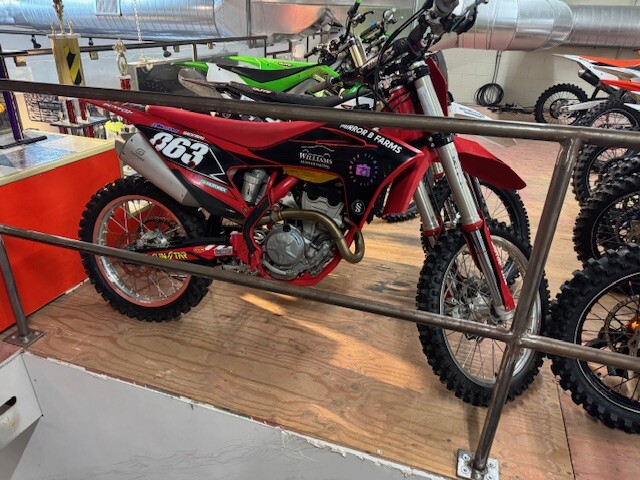 F0201V5 2022 MC 250F