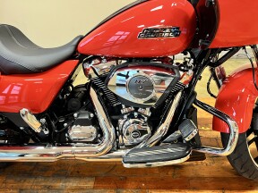 2026 Harley-Davidson Road Glide thumb 2