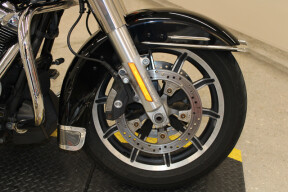 2022 Harley-Davidson Electra Glide Police FLHTP thumb 1