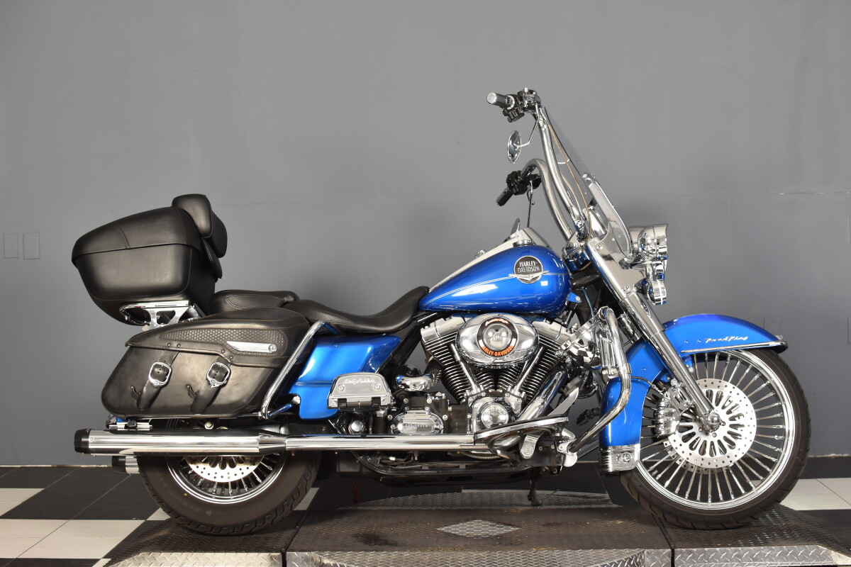 2008 Harley-Davidson® Road King® Classic FLHR | Desert Wind Harley