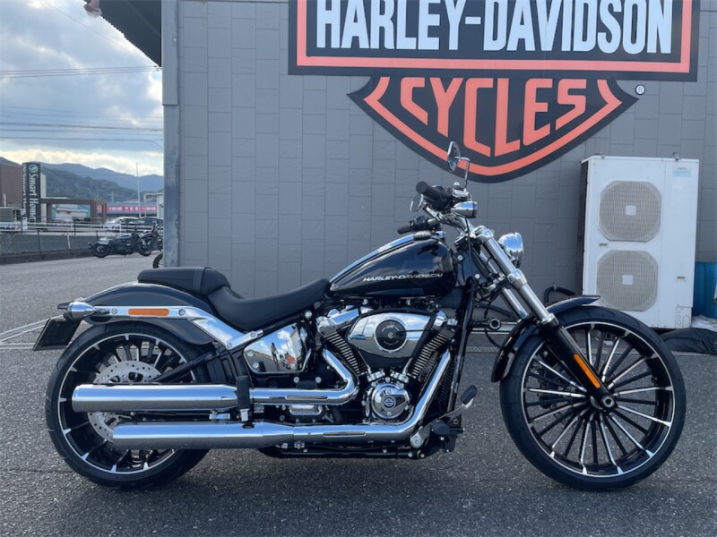 2025 Harley-Davidson® Breakout™ Vivid Black　認定中古車