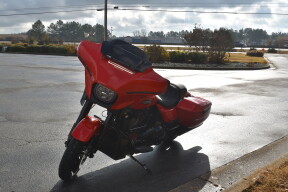 2026 Harley-Davidson Street Glide® – Advanced Touring Comfort thumb 1