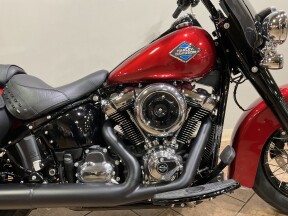 2026 Harley-Davidson® Heritage Classic Brilliant Red - Black w/Laced Wheels FLHC thumb 3