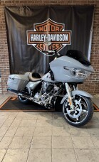 2026 Harley-Davidson® Road Glide® FLTRX Dark Billiard Gray - Chrome thumb 3