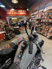 2024 Harley-Davidson® Breakout™ 117 Billiard Gray thumb 2