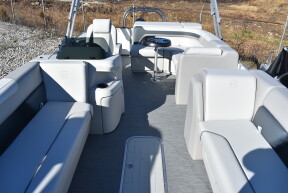 2026 Sweetwater 2286 CSE Tritoon 150HP 4S w/ $10,000 in Custom Options.  thumb 3