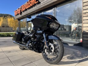 2022 Harley-Davidson® CVO™ Road Glide™ Blue Steel thumb 1