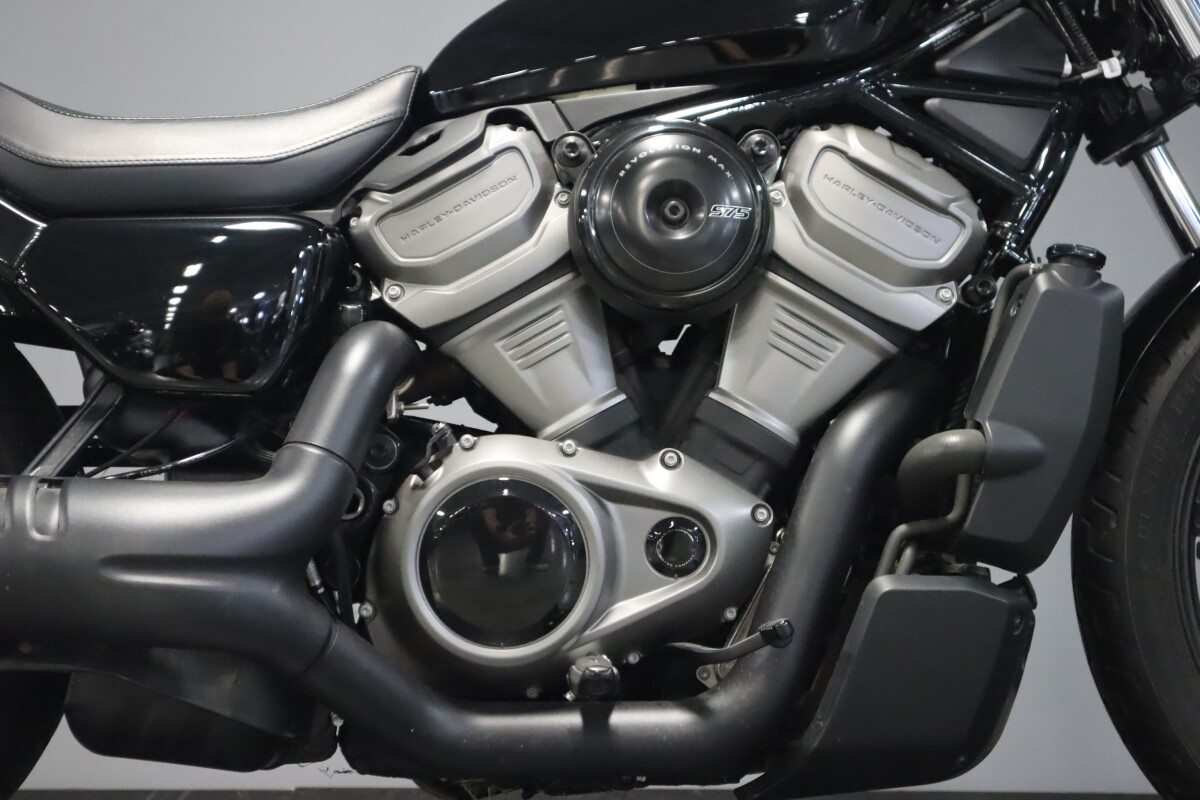 2024 Harley-Davidson® Nightster™ RH975, photo 10
