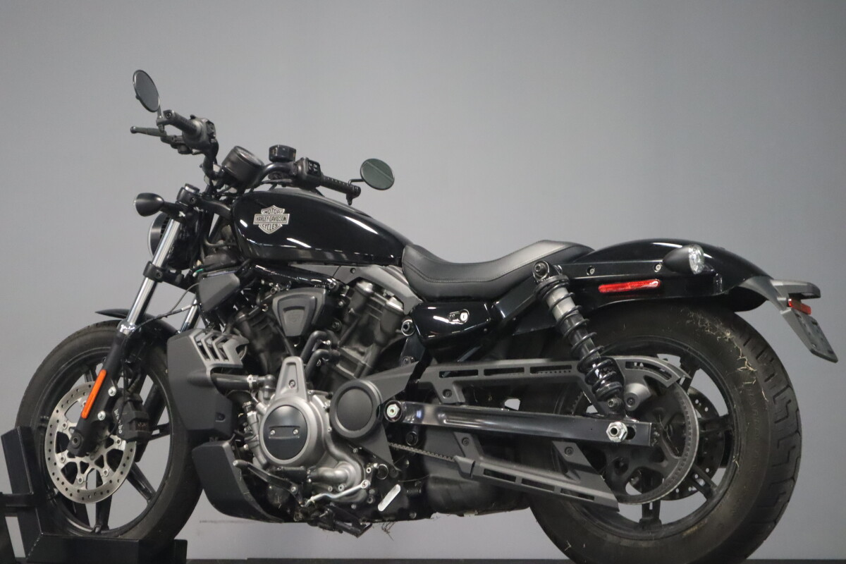 2024 Harley-Davidson® Nightster™ RH975, photo 6