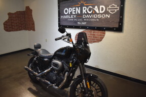 2016 Harley-Davidson® Roadster™ Vivid Black & Charcoal Denim Pinstripe thumb 2