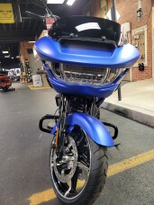 2026 Harley-Davidson® Road Glide® thumb 2