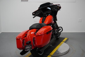 2026 Harley-Davidson® Street Glide® Blood Orange - Black thumb 1