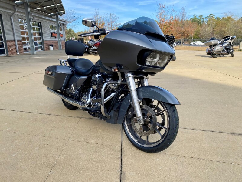 2021 Harley-Davidson® Road Glide® Gauntlet Gray Metallic