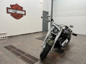 2026 Harley-Davidson® Fat Boy® Olive Steel Metallic/Vivid Black - Chrome Two-Up thumb 0