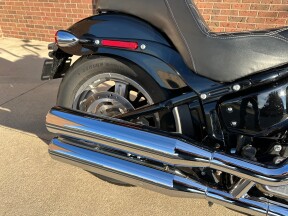2023 Harley-Davidson Softail Standard FXST thumb 1