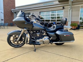 2021 Harley-Davidson® Road Glide® Gauntlet Gray Metallic thumb 1
