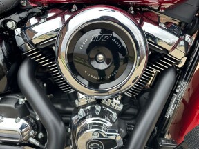 2026 Harley-Davidson Heritage Classic FLHC Brilliant Red thumb 2