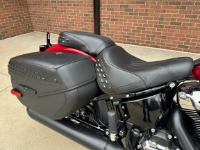 2026 Harley-Davidson Heritage Classic FLHC Brilliant Red thumb 1