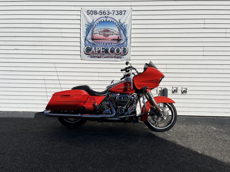 2017 Harley-Davidson® Road Glide® Special Custom Colour Laguna Orange