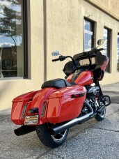 2026 Harley-Davidson® Road Glide® FLTRX thumb 2