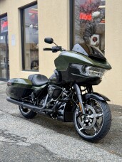 2026 Harley-Davidson® Road Glide® FLTRX thumb 2