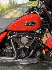 2026 Harley-Davidson® Street Glide® BLOOD ORANGE thumb 3
