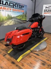 2026 Harley-Davidson® Street Glide® BLOOD ORANGE thumb 1