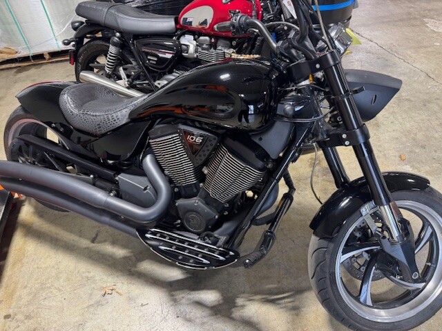 2015 VICTORY Hammer BLACK