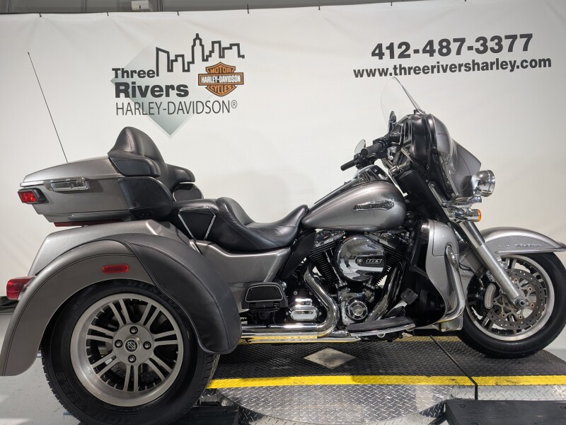 2016 Harley-Davidson® Tri Glide® Ultra Billet Silver