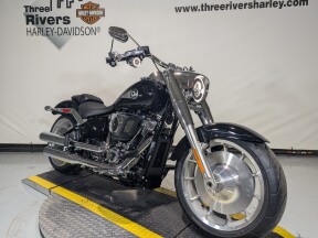 2026 Harley-Davidson® Fat Boy® Vivid Black thumb 2